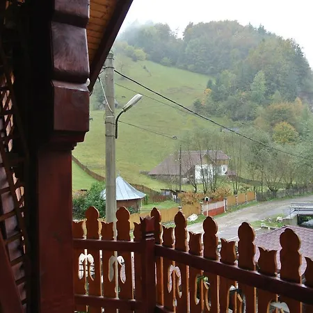 בית הארחה Restaurant Piatra Craiului Dîmbovicioara